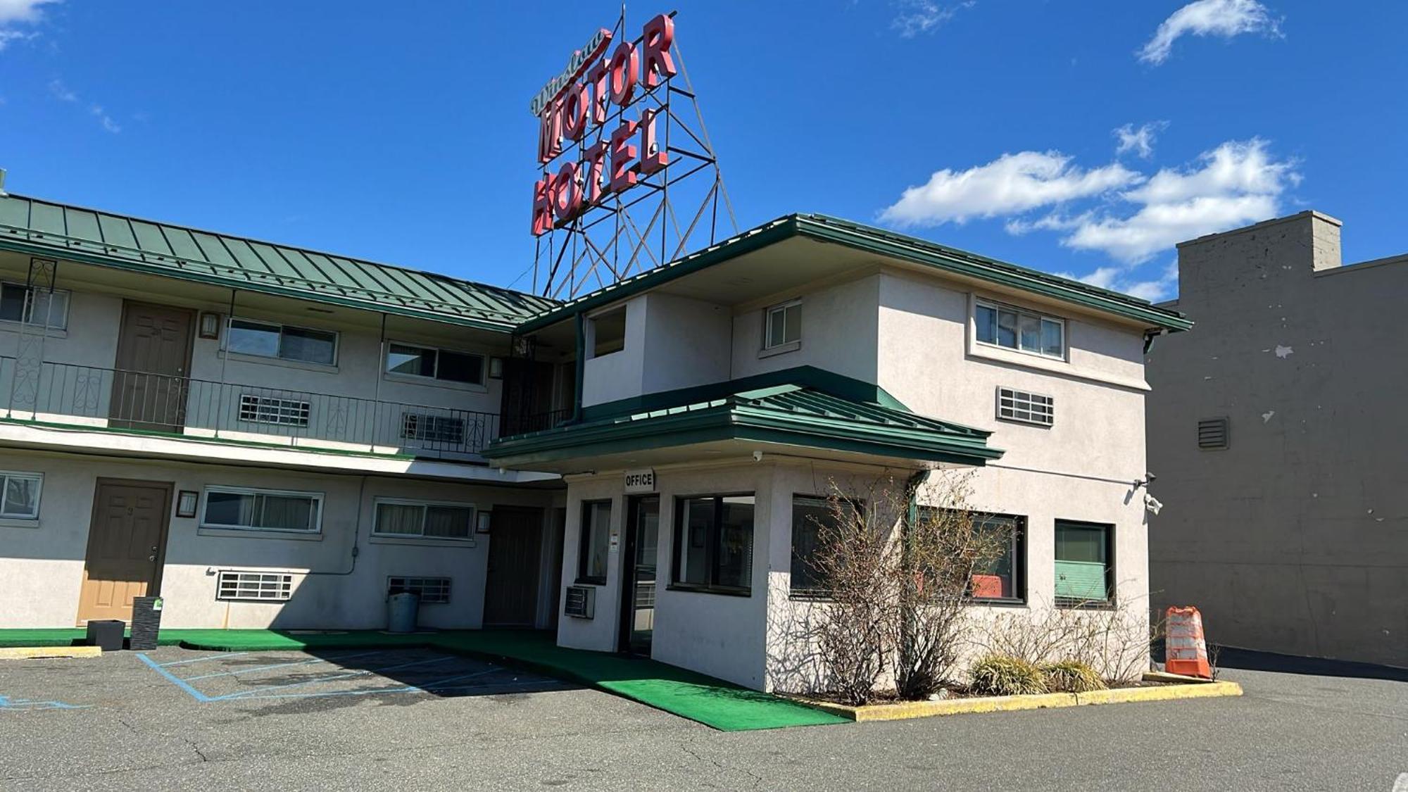 Winslow Motel Линдхърст Екстериор снимка