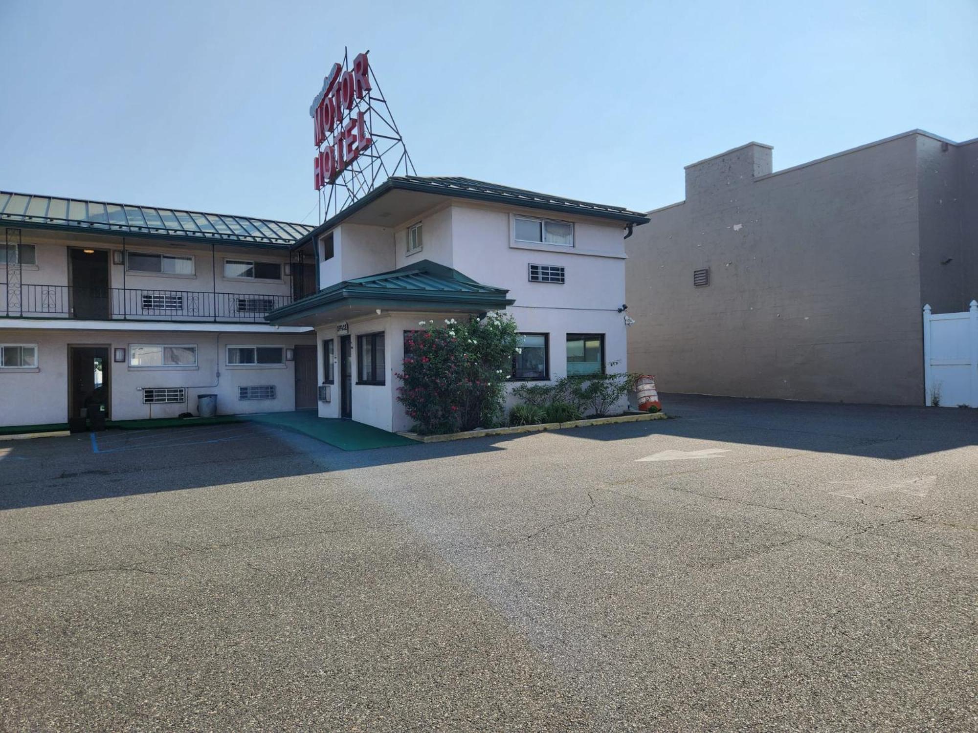 Winslow Motel Линдхърст Екстериор снимка